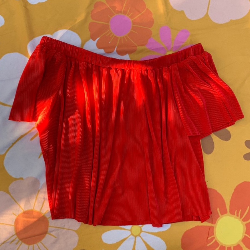 ❌SOLD❌Red Off the Shoulder Top